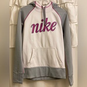 Nike Therma-fit hoodie. Women’s Medium.